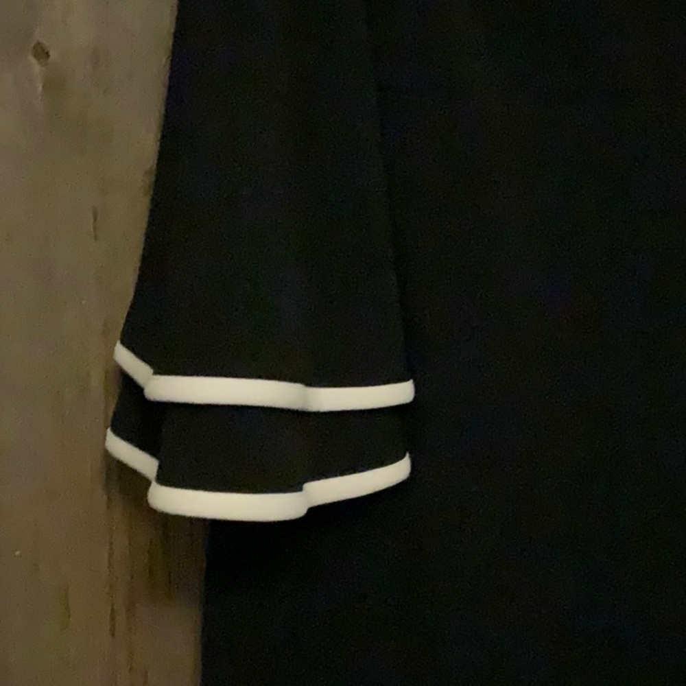 Dress - Picture 2 of 6